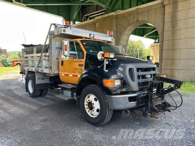 Ford F-650 حراثات ونصول الجليد