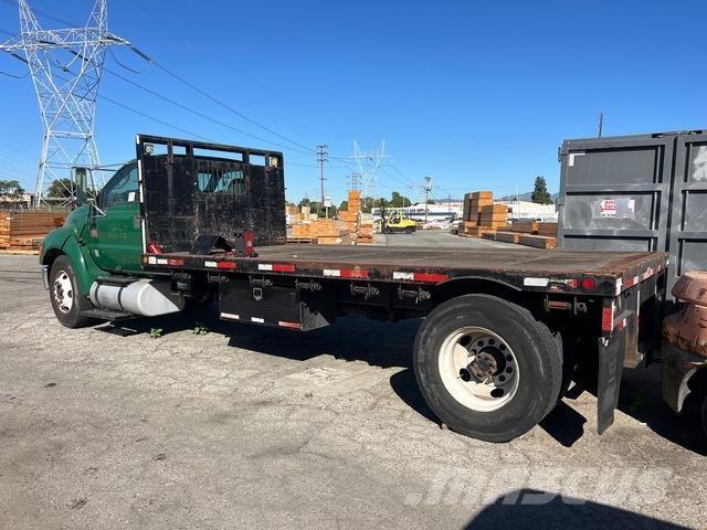 Ford F-650 شاحنات مسطحة/مفصلية الجوانب