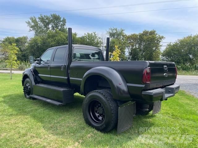 Ford F-750 أخرى