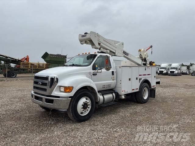 Ford F-750 المنصات الهوائية المثبتة على شاحنة