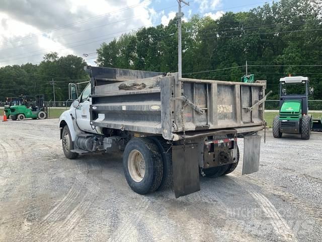 Ford F-750 شاحنات قلابة