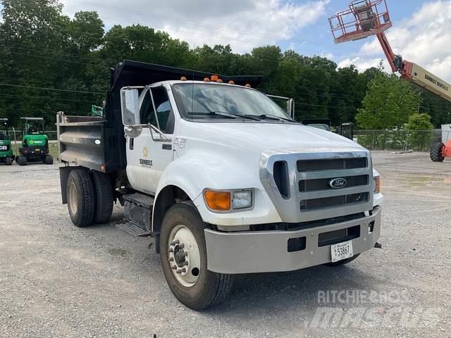 Ford F-750 شاحنات قلابة