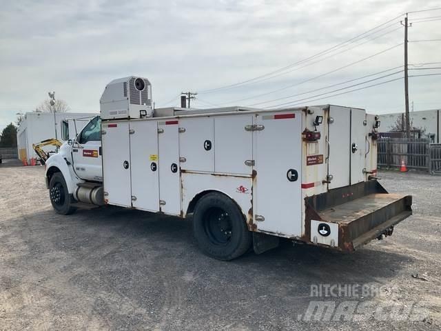 Ford F-750 مركبات الأغراض العامة