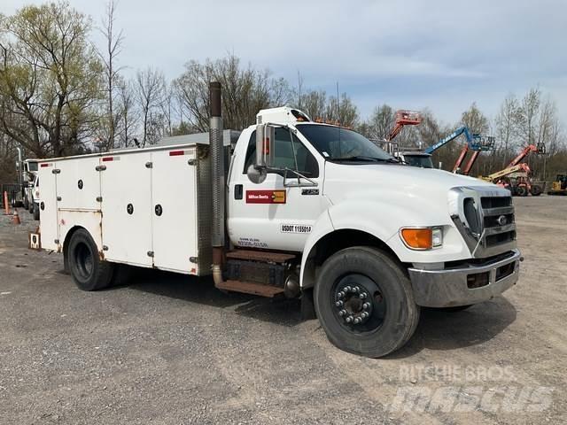 Ford F-750 مركبات الأغراض العامة