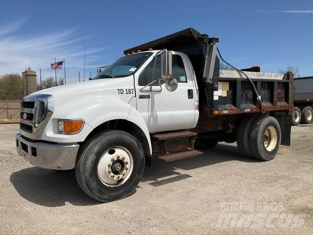 Ford F-750 شاحنات قلابة