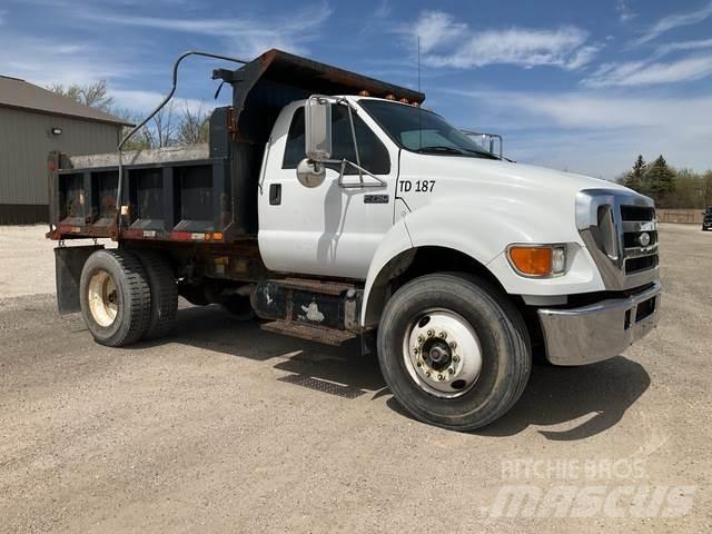 Ford F-750 شاحنات قلابة