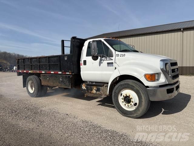 Ford F-750 شاحنات قلابة