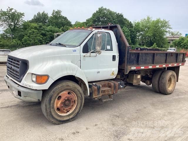 Ford F-750 شاحنات قلابة