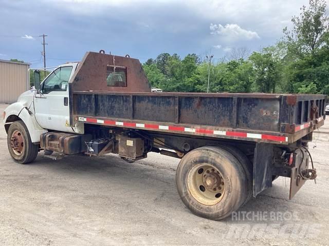Ford F-750 شاحنات قلابة