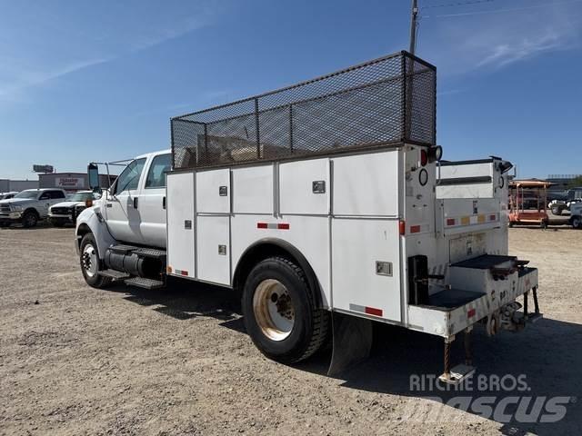 Ford F-750 مركبات الأغراض العامة