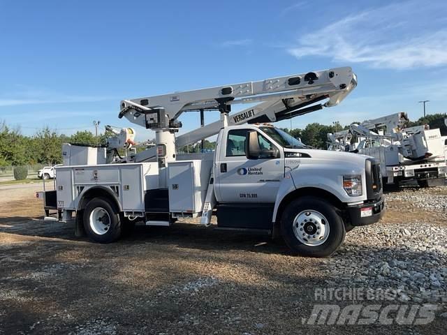Ford F-750 المنصات الهوائية المثبتة على شاحنة