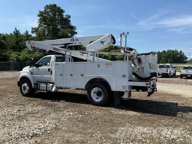 Ford F-750 المنصات الهوائية المثبتة على شاحنة