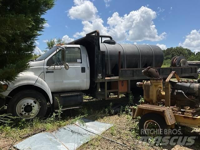 Ford F-750 أخرى