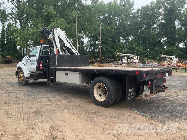 Ford F-750 شاحنات الرافعات