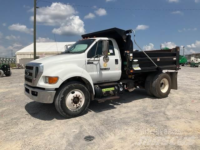 Ford F-750 شاحنات قلابة