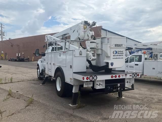 Ford F-750 المنصات الهوائية المثبتة على شاحنة