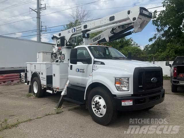 Ford F-750 المنصات الهوائية المثبتة على شاحنة