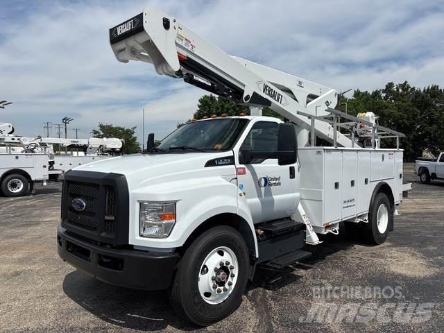 Ford F-750 المنصات الهوائية المثبتة على شاحنة