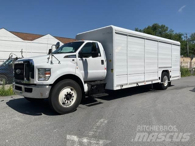 Ford F-750 شاحنات نقل المشروبات