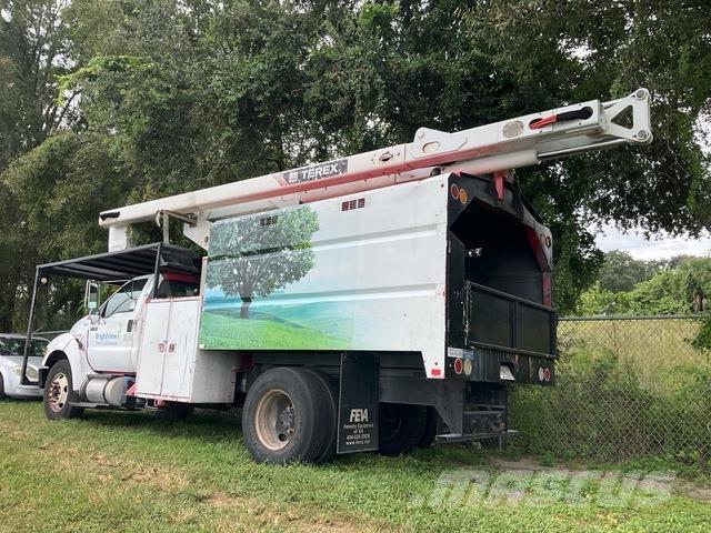 Ford F-750 المنصات الهوائية المثبتة على شاحنة