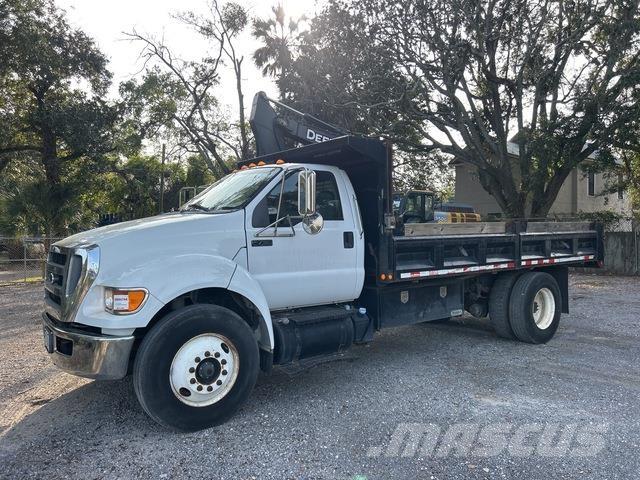 Ford F-750 شاحنات قلابة