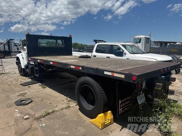 Ford F-800 شاحنات مسطحة/مفصلية الجوانب