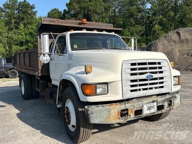 Ford F-800 شاحنات قلابة