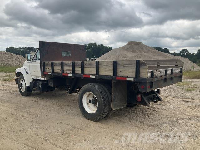 Ford F-800 شاحنات قلابة