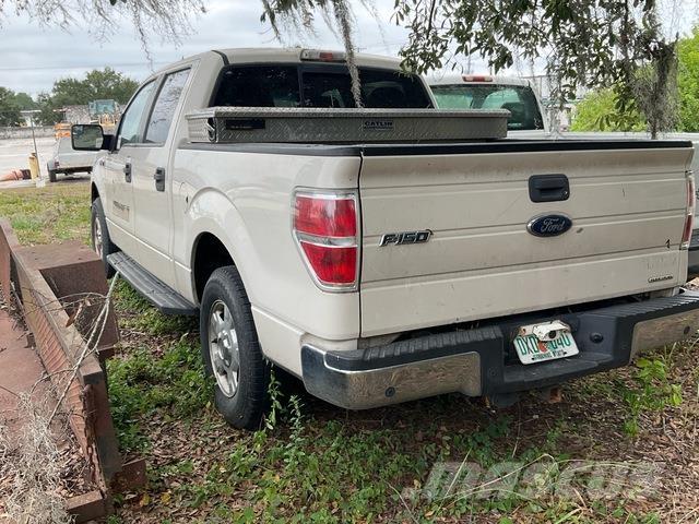 Ford F150 XLT شاحنات خفيفة/مفصلية الجوانب