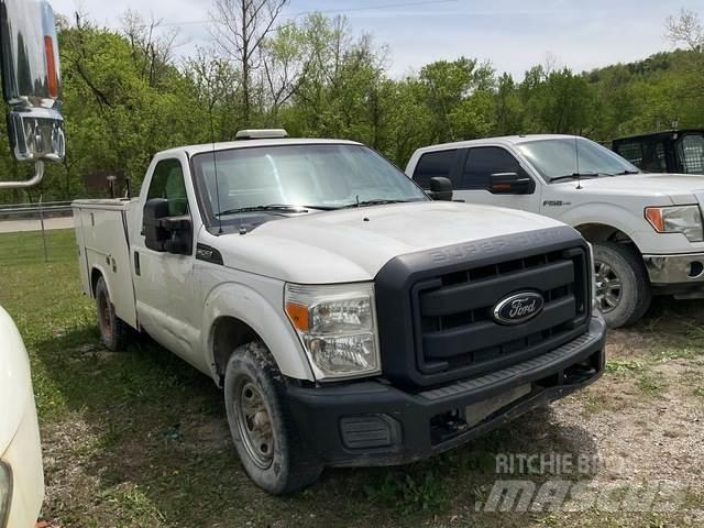 Ford F250 شاحنات خفيفة/مفصلية الجوانب