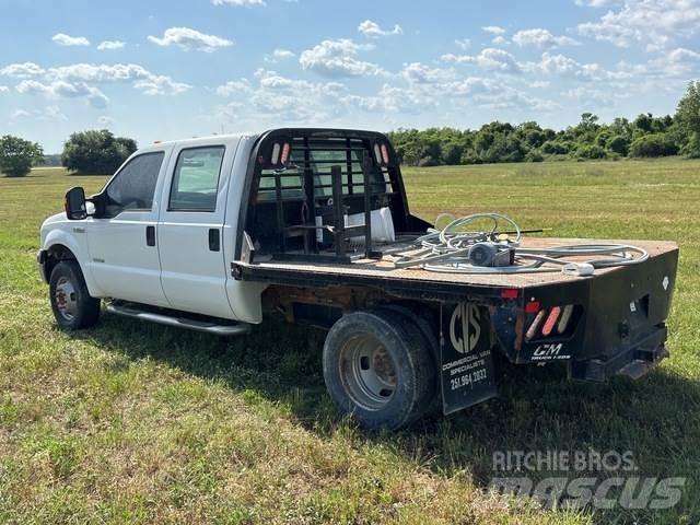 Ford F350 شاحنات مسطحة/مفصلية الجوانب