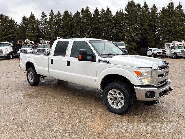 Ford F350 شاحنات خفيفة/مفصلية الجوانب