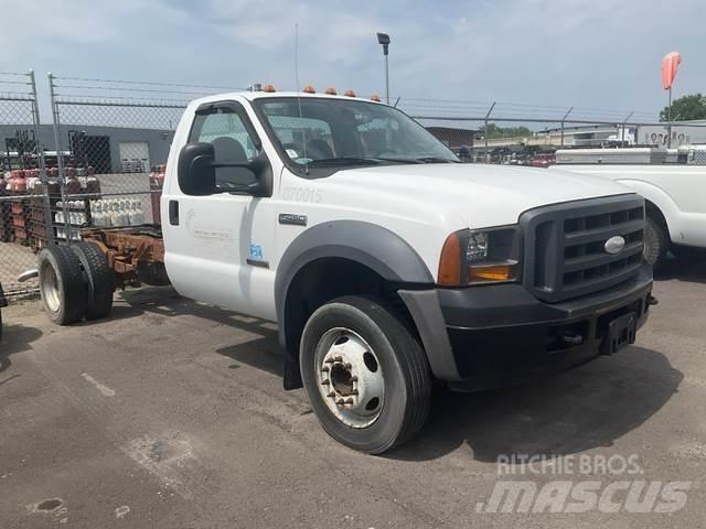 Ford F450 كابينة والداخلية