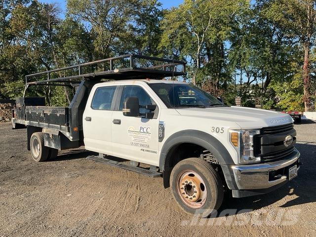 Ford F450 شاحنات مسطحة/مفصلية الجوانب