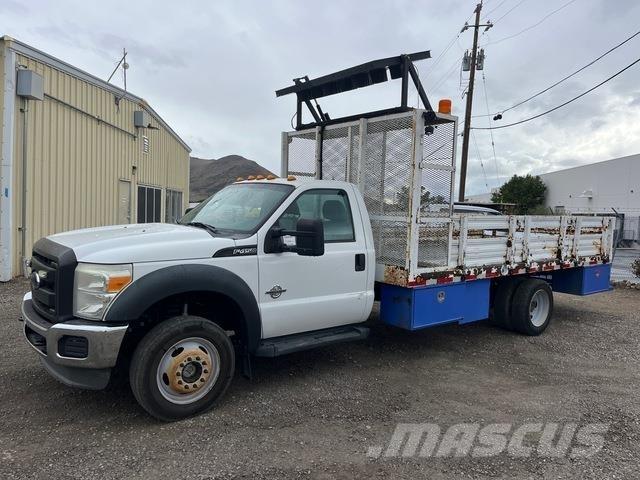 Ford F450 مركبات الأغراض العامة