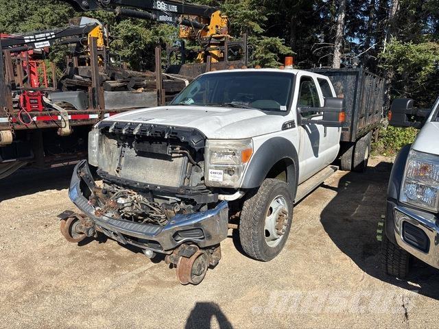 Ford F550 شاحنات خفيفة/مفصلية الجوانب