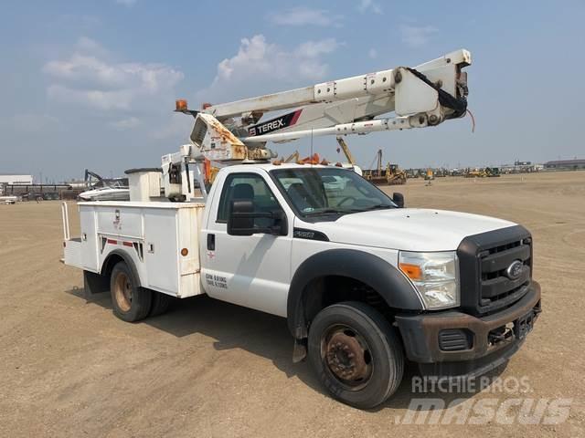Ford F550 المنصات الهوائية المثبتة على شاحنة