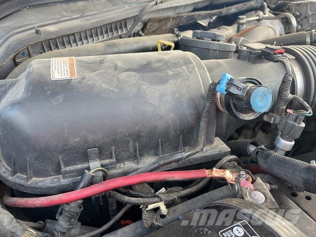 Ford F550 شاحنات مسطحة/مفصلية الجوانب