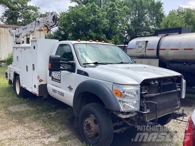 Ford F550 مركبات الأغراض العامة
