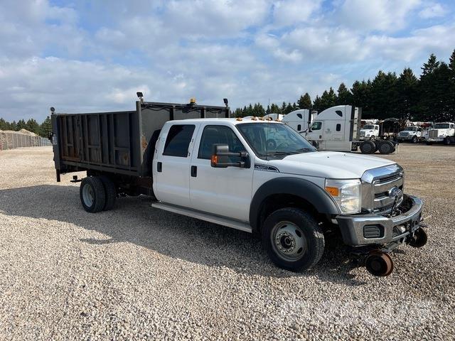 Ford F550 شاحنات مسطحة/مفصلية الجوانب