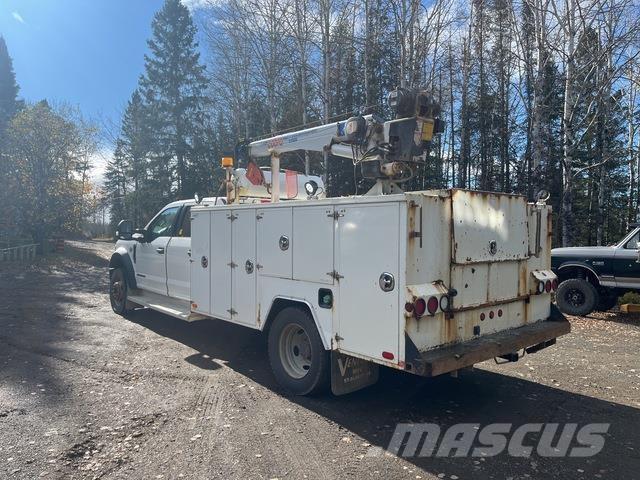 Ford F550 XLT مركبات الأغراض العامة