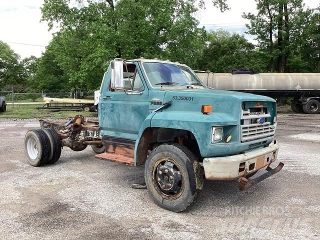 Ford F600 كابينة والداخلية