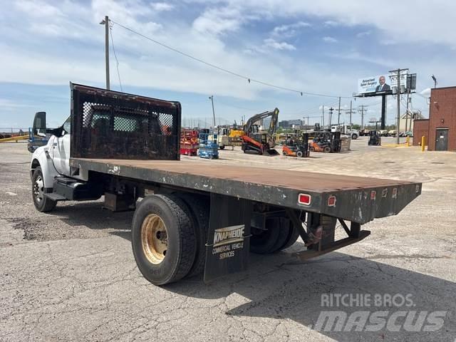 Ford F650 شاحنات مسطحة/مفصلية الجوانب
