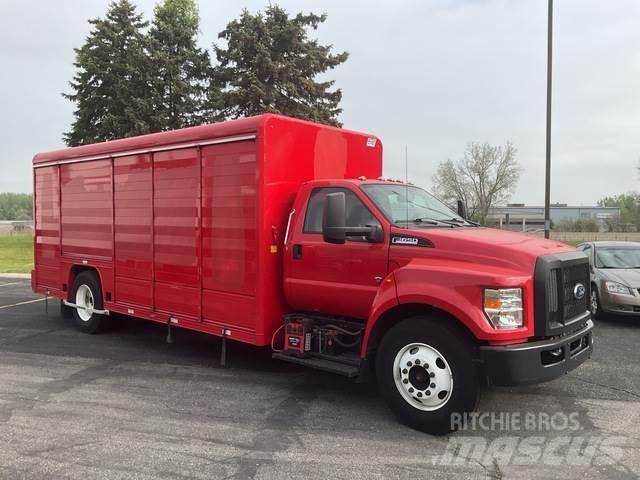 Ford F650 شاحنات نقل المشروبات