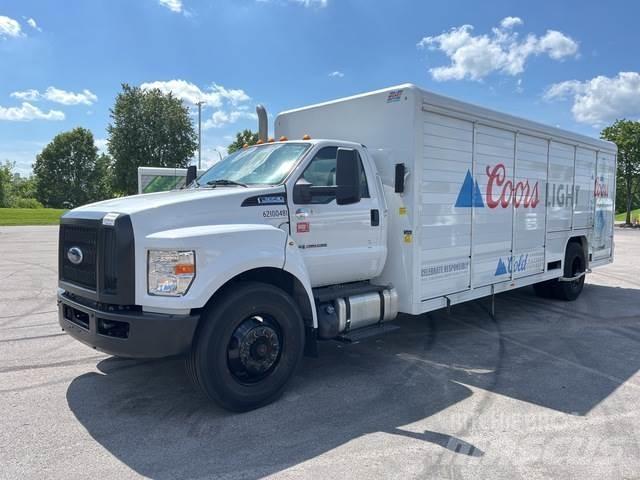 Ford F650 شاحنات نقل المشروبات
