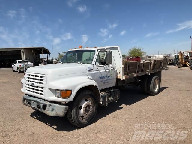 Ford F800 شاحنات قلابة