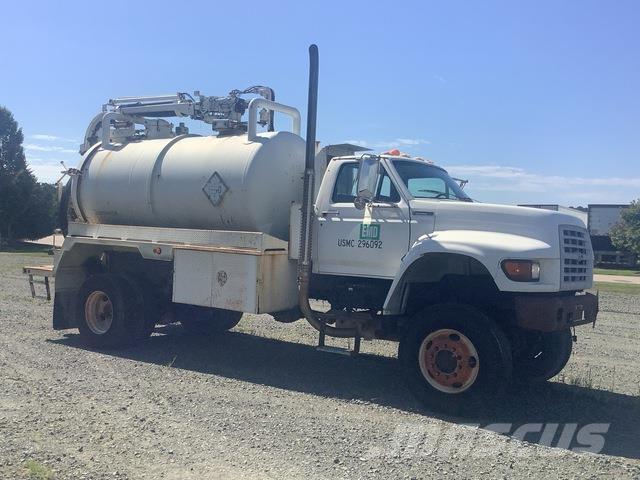 Ford F800 شاحنات مزدوجة / خلخلة