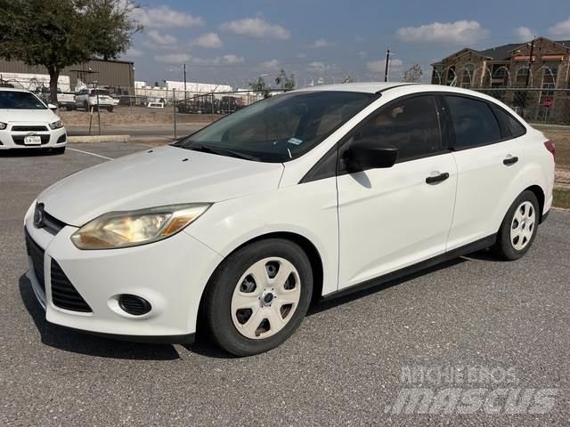 Ford Focus سيارات