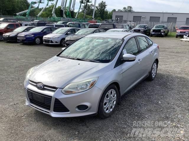 Ford Focus SE سيارات