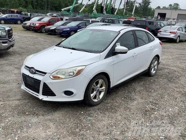 Ford Focus SE سيارات